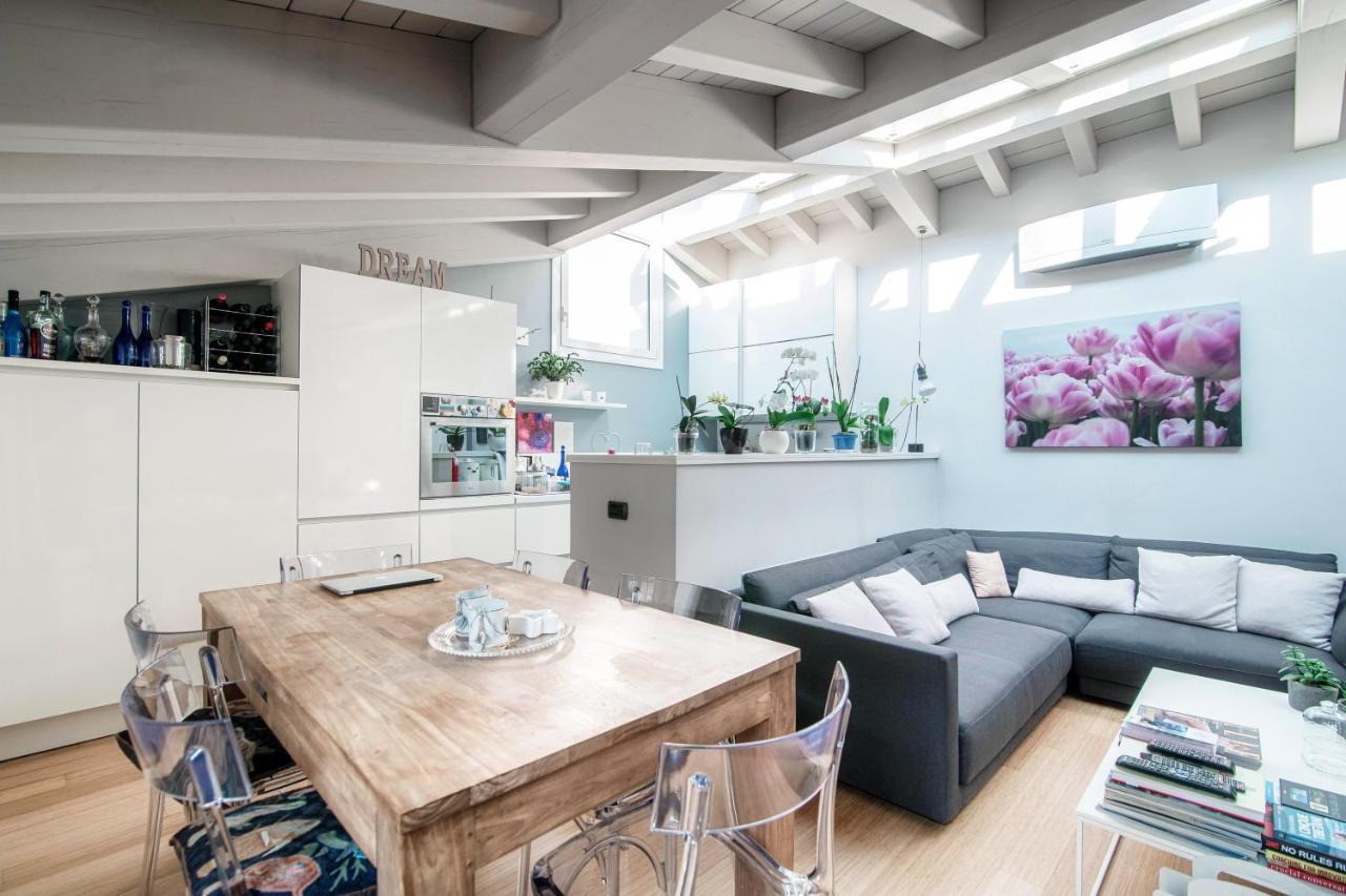 Joivy Isotta'S House With 2 Cosy Balconies Apartment Como Exterior photo
